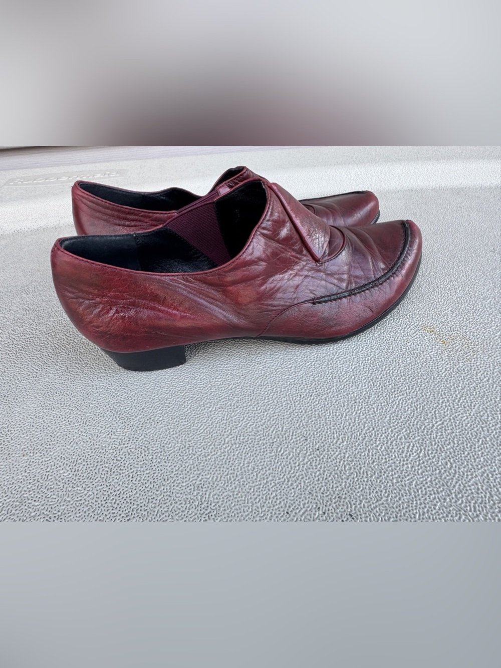 Arnold Churgin Leather Slip-On Shoes womens size 38